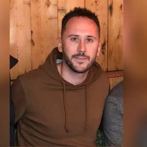 Meet your Posher, Adam